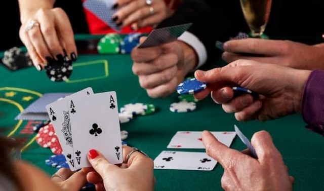 Cách chọn bài Poker bịp đơn giản và chuẩn nhất