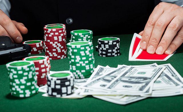 Tham khảo kỹ thuật chơi Poker qua cách chọn hand